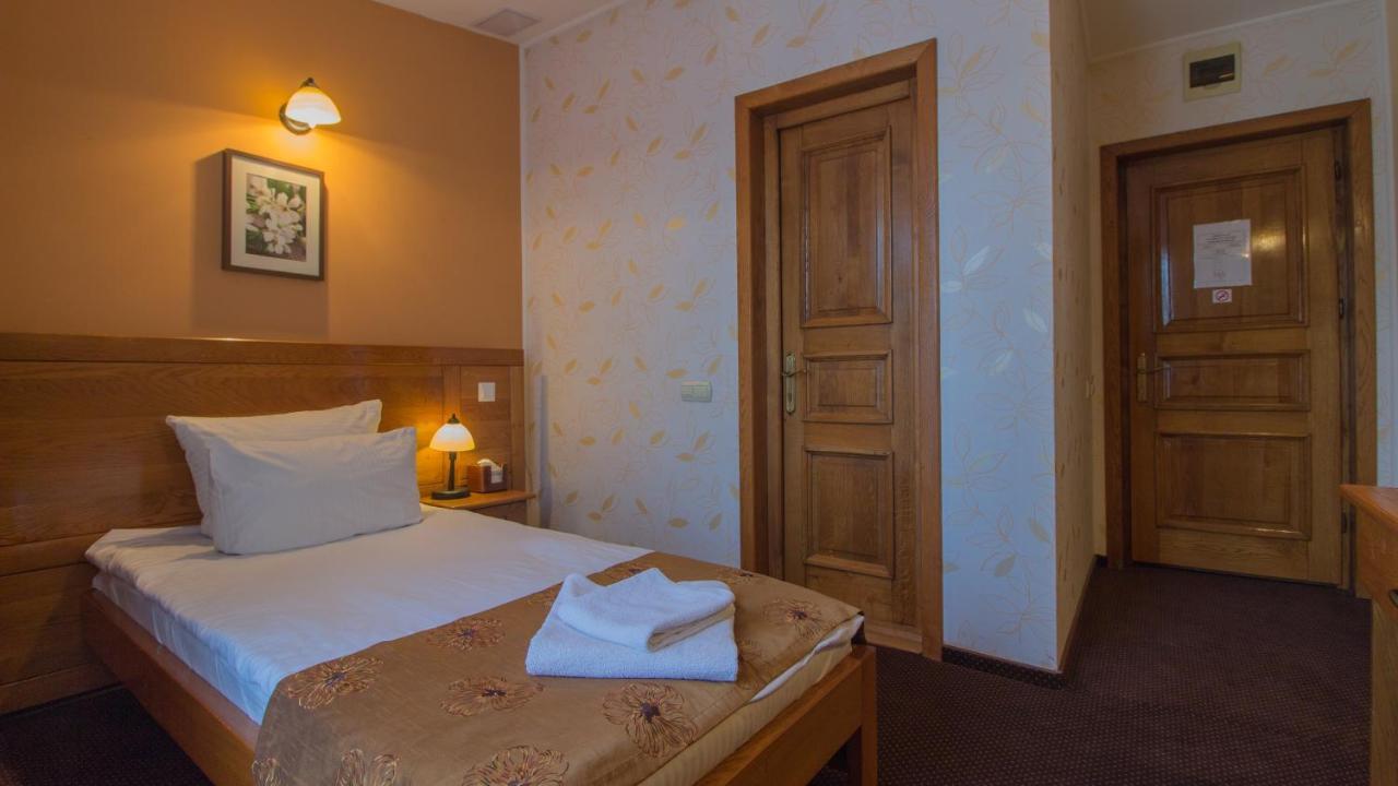 Pension La Fontana Baia Mare Exteriér fotografie